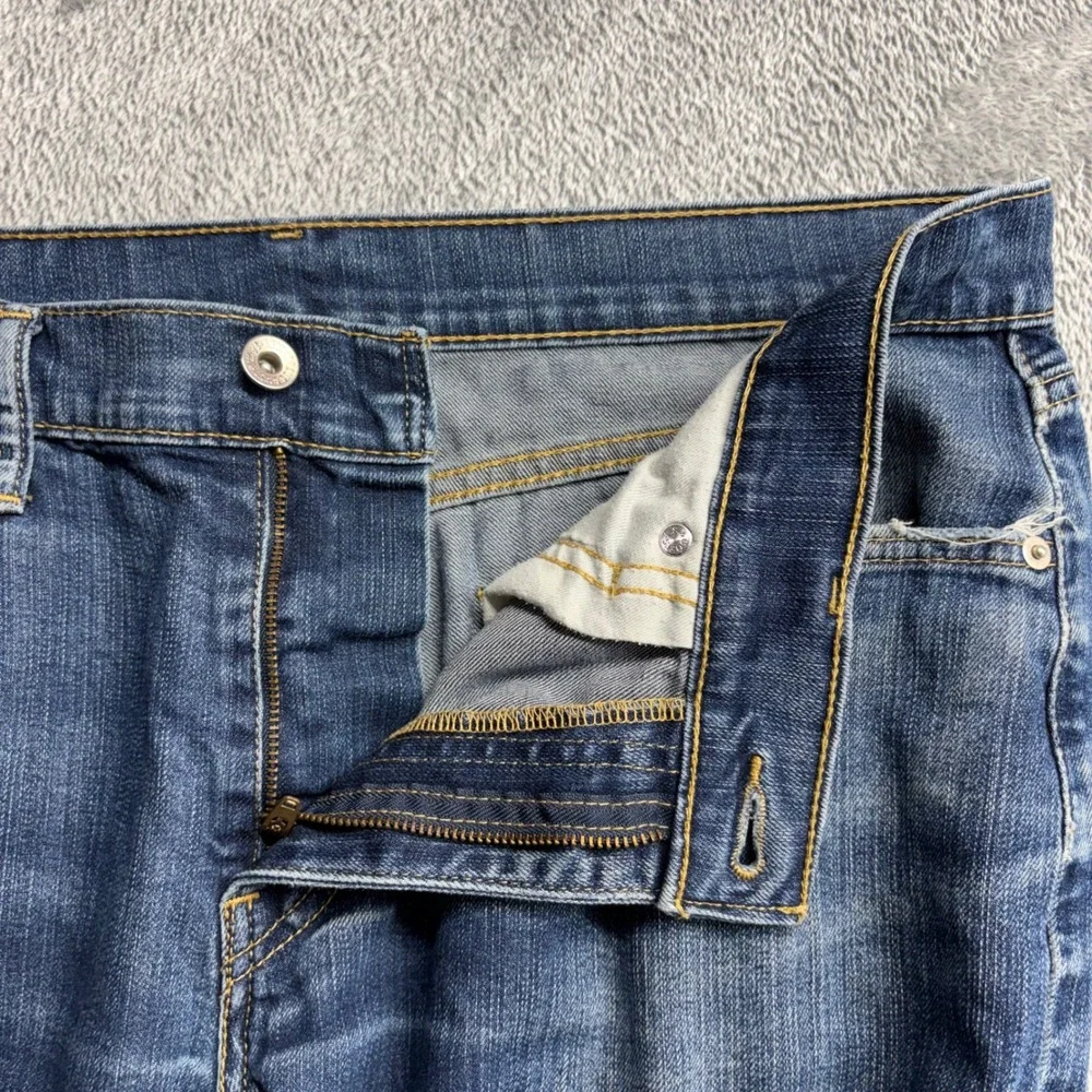 Levi's 514 Straight Fit Jeans Men 33x34 Blue Zip Fly Denim Good Condition